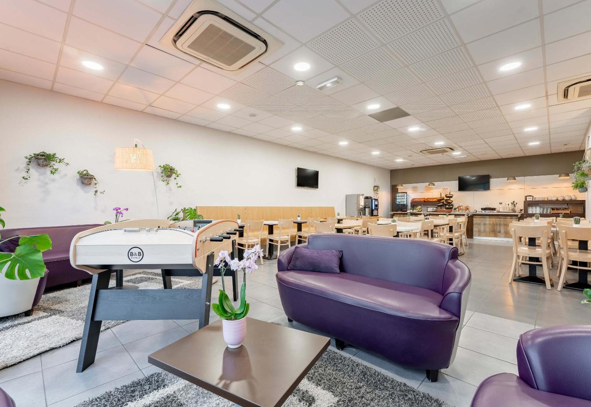 B&B Hotel Maubeuge-Louvroil Bagian luar foto
